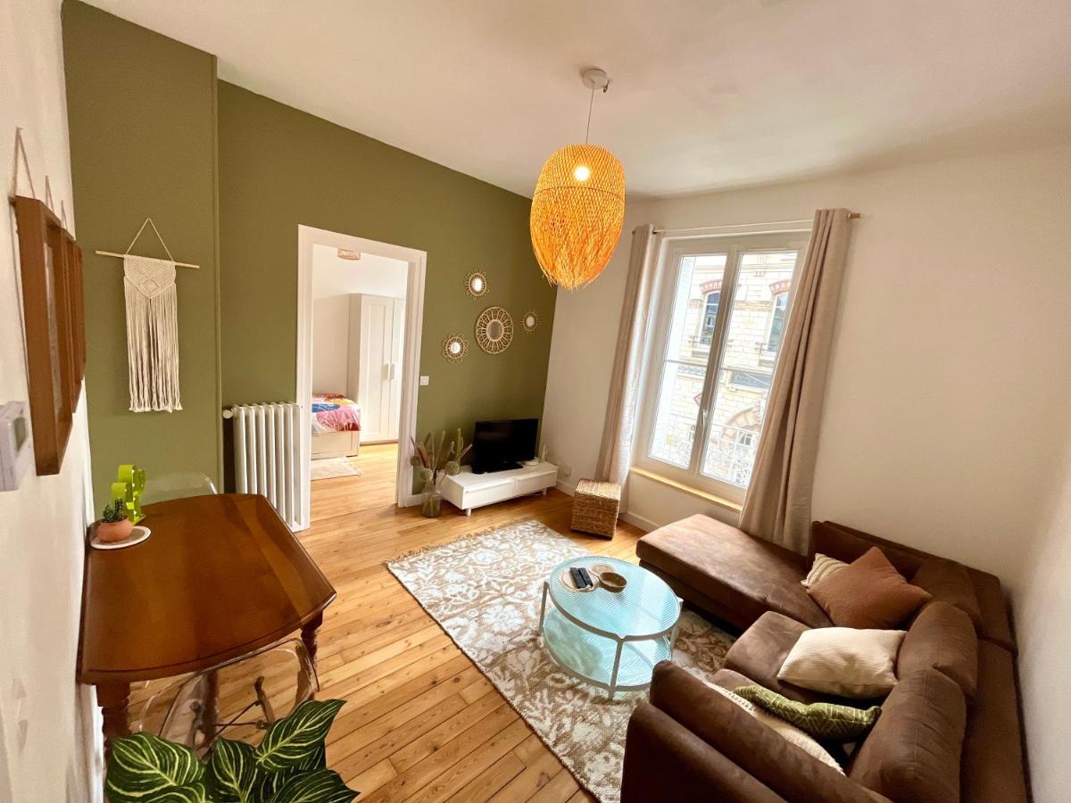 Appartement Entier En Plein Coeur Du Centre Ville كومبيينْيِ المظهر الخارجي الصورة