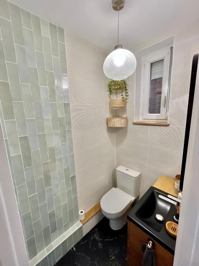 Appartement Entier En Plein Coeur Du Centre Ville كومبيينْيِ المظهر الخارجي الصورة